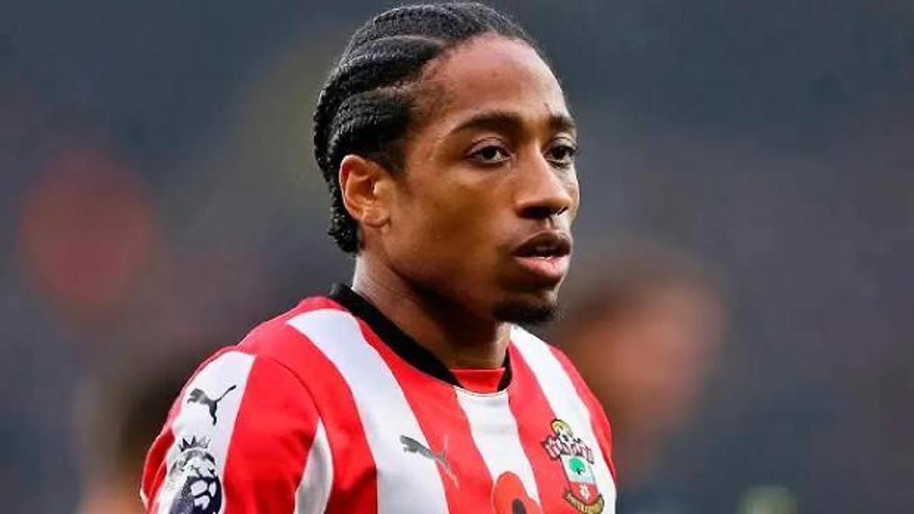 Beşiktaş Kyle Walker-Peters transferinden vazge&ccedil;tiğini a&ccedil;ıkladı!