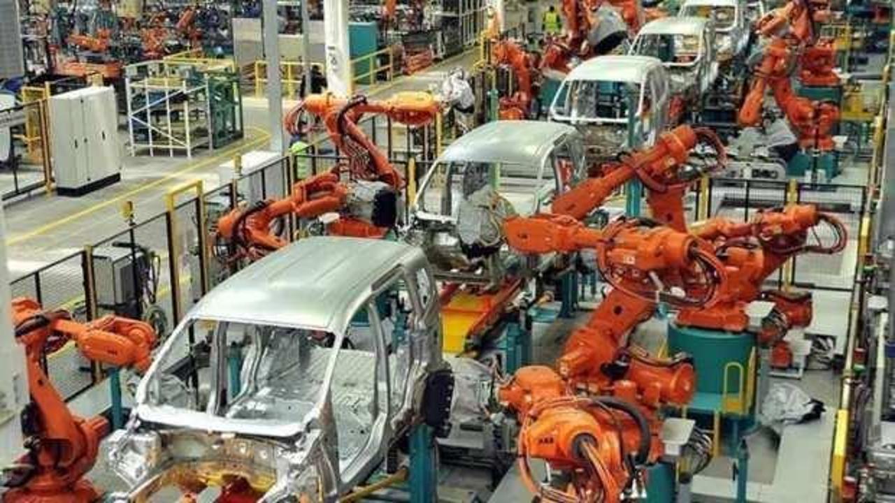Ford Otosan fabrikalarında &uuml;retime ara