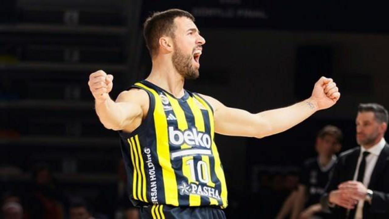 Melih Mahmutoğlu bir yıl daha Fenerbahçe Beko’da