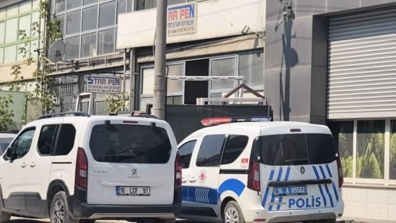 Pencereyi beğenmedi, yapan kişinin iş yerini kurşunladı