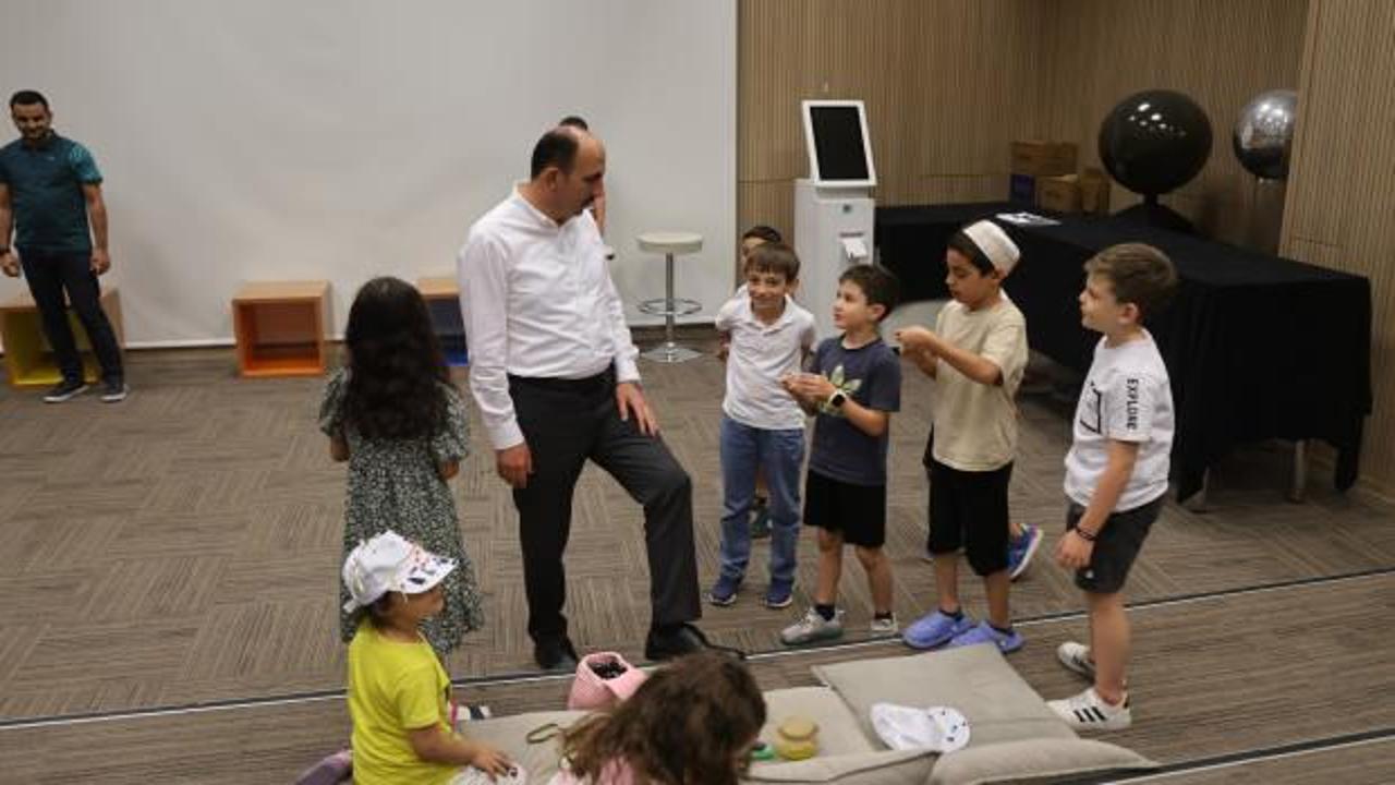 Başkan Altay, 'Yaz Bilim Kampı'na katılan çocuklarla bir araya geldi