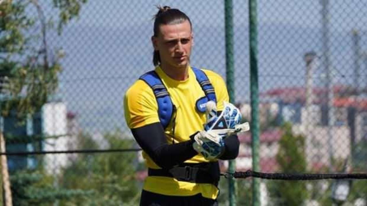 12 yıldır Süper Lig ekibindeydi: Ani kararla 3. Lig kulübüne imzayı attı