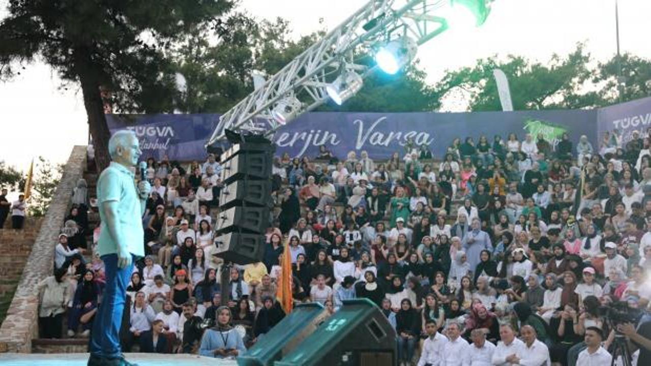 Bakan Uraloğlu, Edirne'de gençlerle bir araya geldi