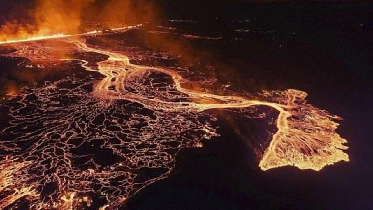 İzlanda’da yanardağ patlamaları devam ediyor