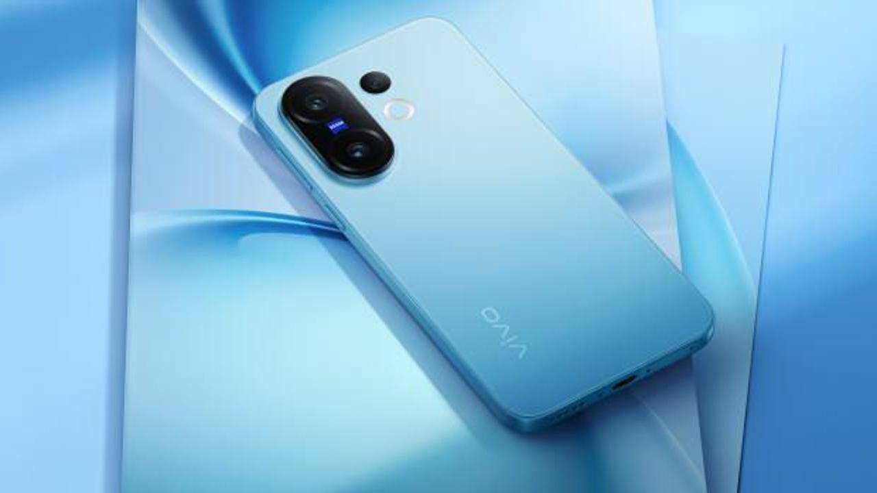 Kompakt amiral gemisi vivo X200 FE Türkiye'de satışta!