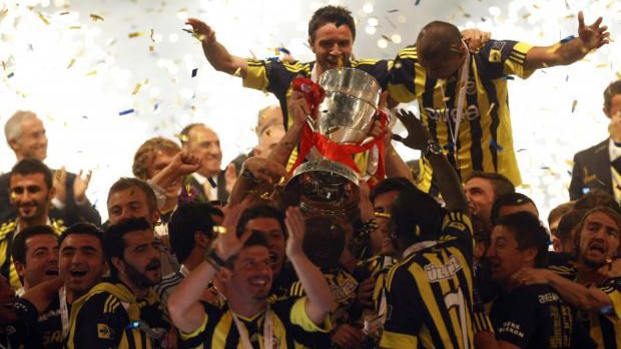 17 yıl önce Fenerbahçe'de oynuyordu: 44 yaşında 7. Lig ekibine imza attı