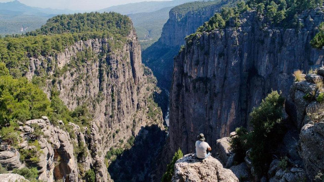 Antalya'da saklı cennet: K&ouml;pr&uuml;l&uuml; Kanyon'da adrenalin 