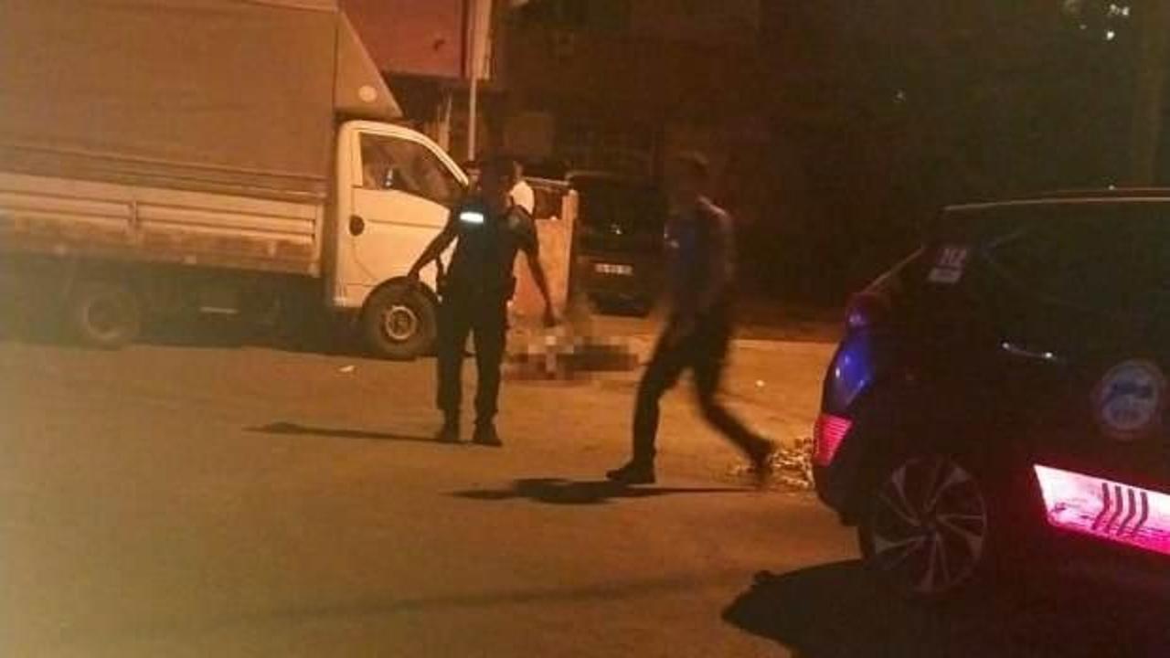 İstanbul'da dehşet! Kardeşini &ouml;ld&uuml;rd&uuml;, yengesini yaraladı