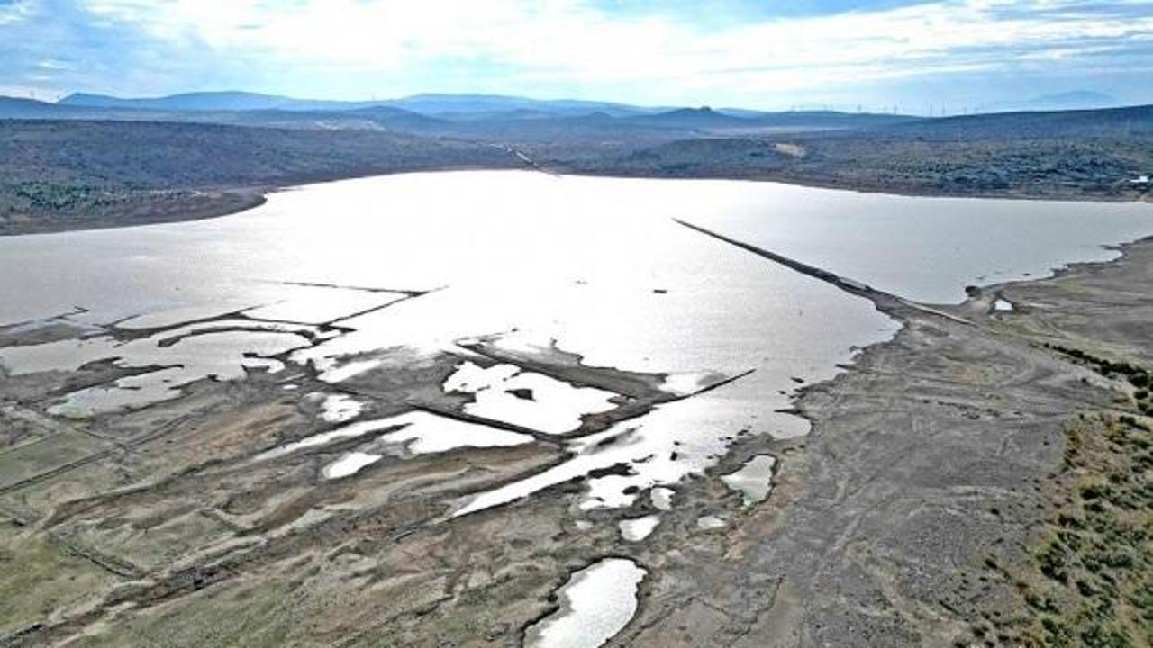 Nüfus arttı, su krizi başladı: Çeşme'de 10 saatlik su kesintisi!