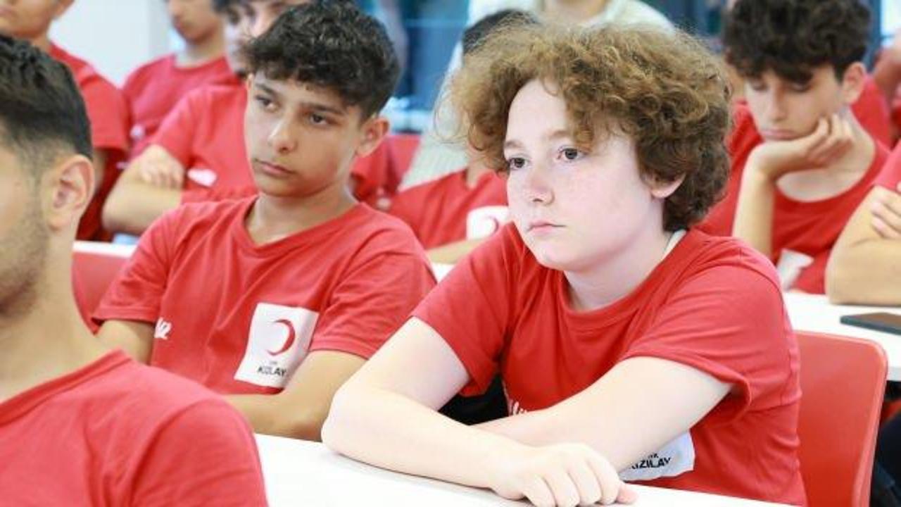 Türk Kızılay, 53 ilden gençleri ağırlıyor