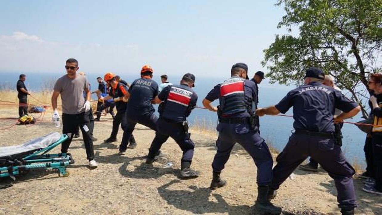 Uçurumdan düşen genç yaralandı