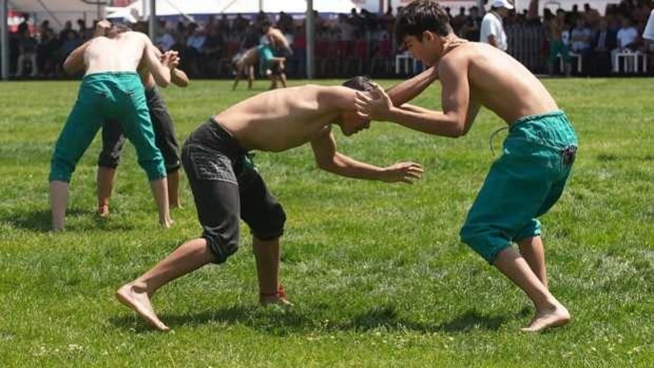 Başpehlivanlığı ikinci kez Feyzullah Aktürk kazandı