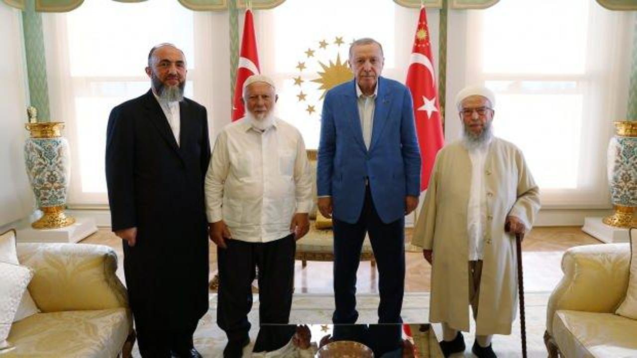 Cumhurbaşkanı Erdoğan, İsmailağa Cemaati'ni kabul etti