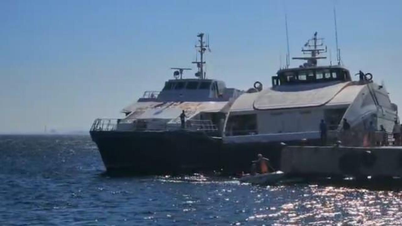 Deniz otobüsü su aldı, yan yattı! Yolcular tahliye edildi!