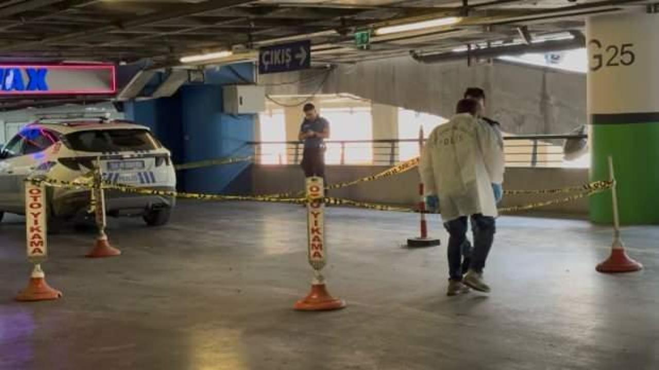 Esenyurt’ta AVM otoparkında silahlı saldırı