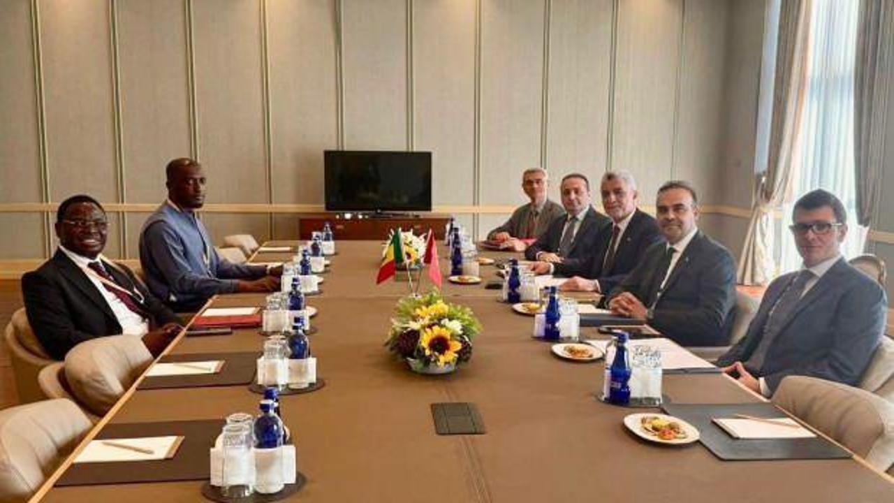 Kacır ve Bolat, Senegal Sanayi ve Ticaret Bakanı Diop ile görüştü!