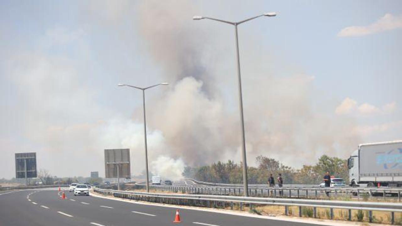 Rüzgar yangını büyüttü, Avrupa Otoyolu trafiğe kapatıldı!