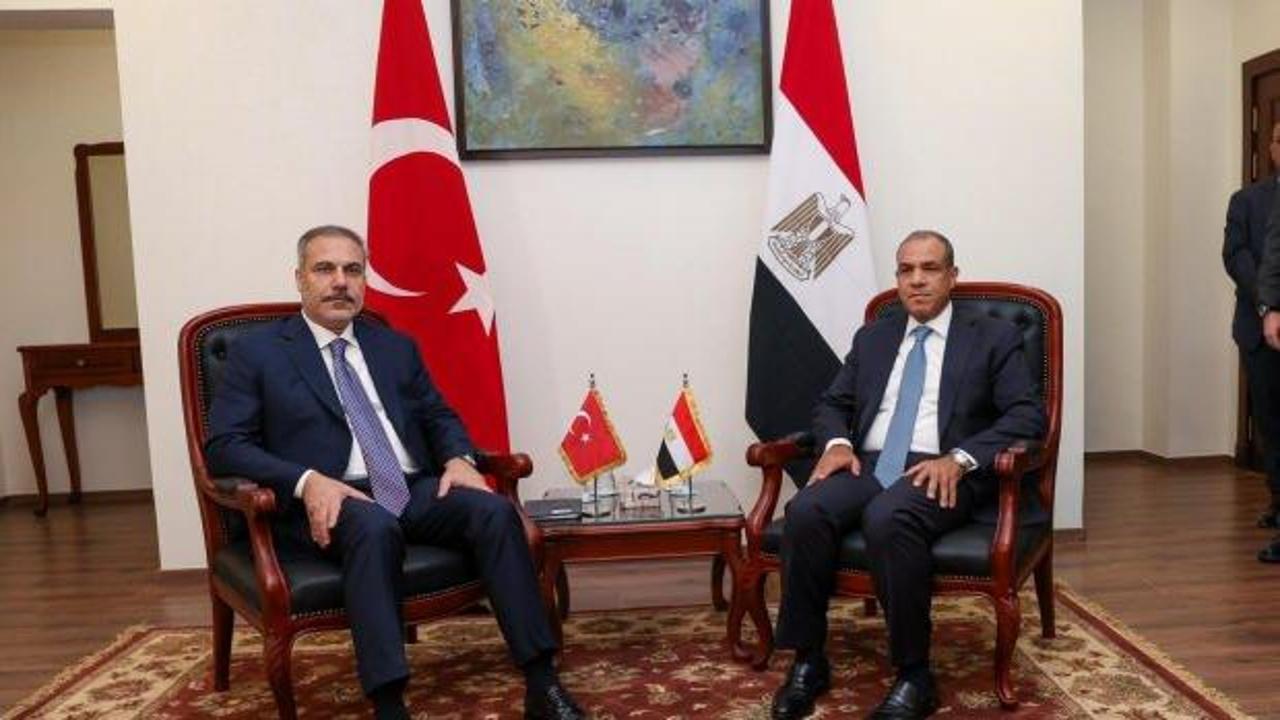 Son dakika... Bakan Fidan Mısırlı mevkidaşı ile görüştü!