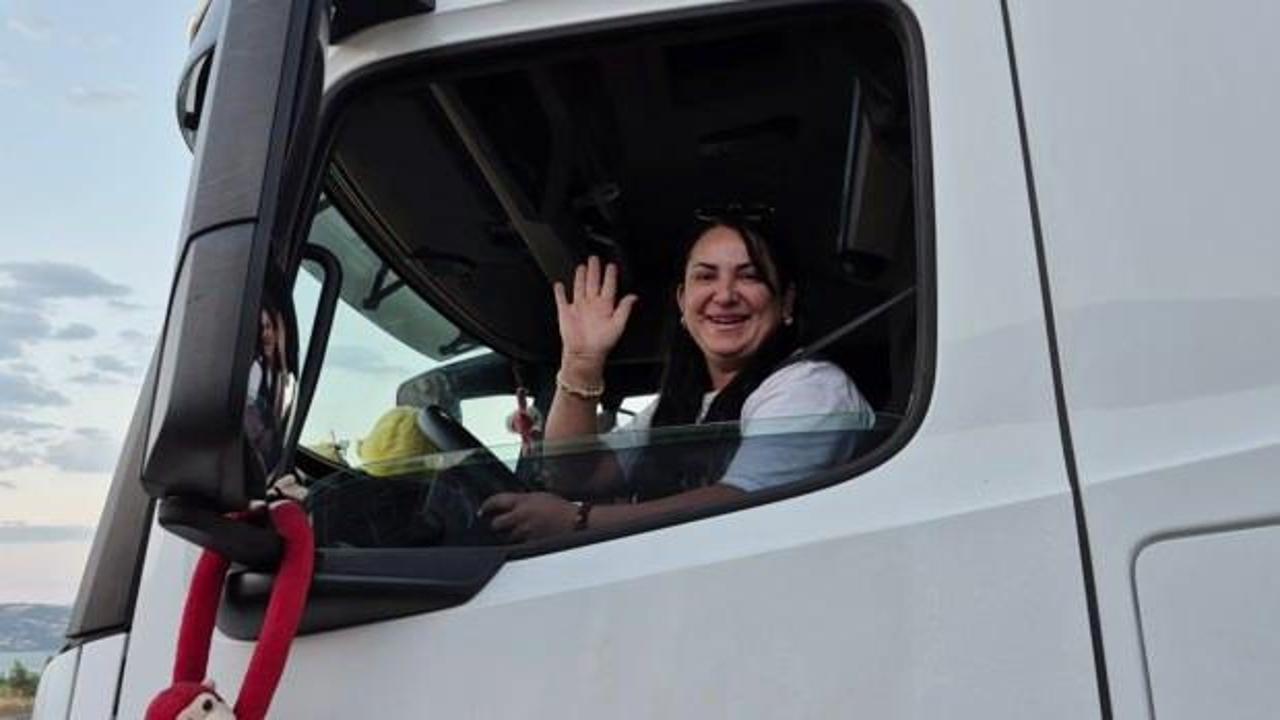 7 yıl otobüs şoförlüğü yapan Nazan, artık TIR sürüyor