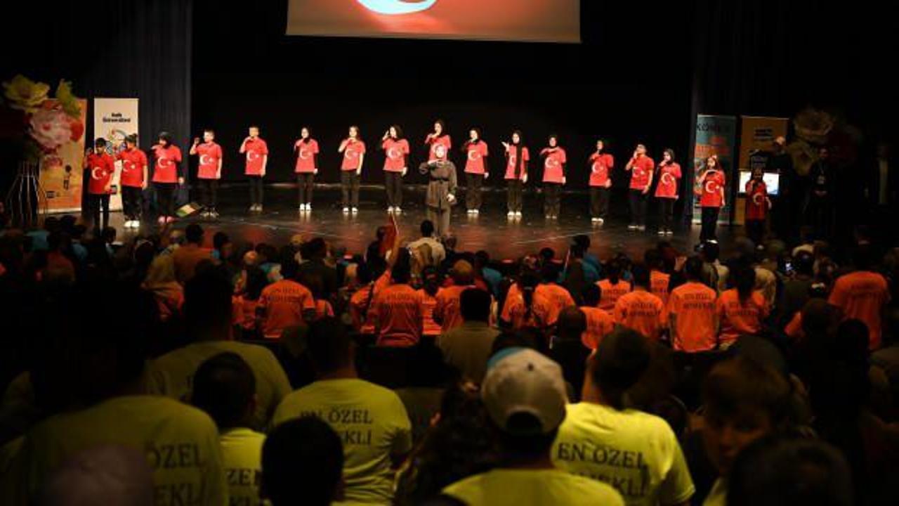 Özel gençler, yaz okulunu coşkulu şekilde tamamladı