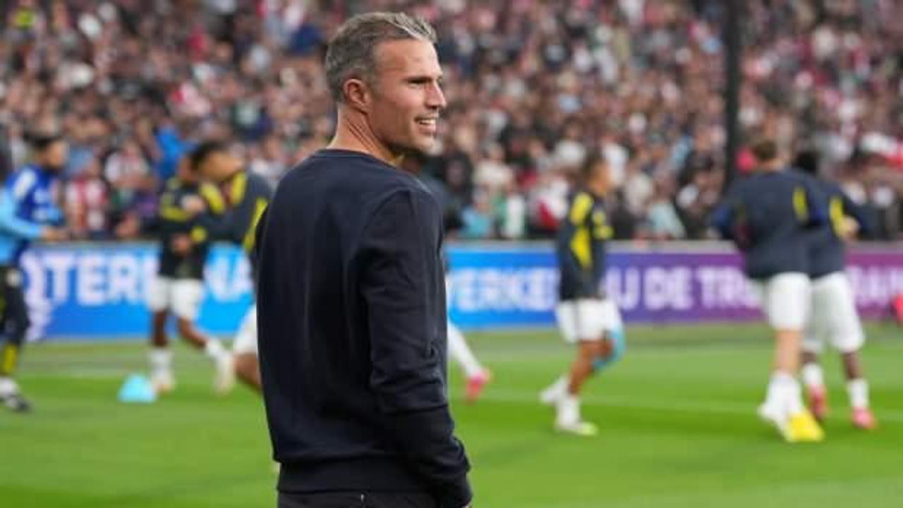 Feyenoord Kadık&ouml;y'den &ccedil;ekiniyor: Fenerbah&ccedil;e 'kalesinde' baskın taraf