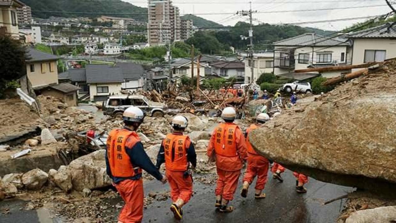 Japonya&rsquo;da şiddetli yağış felaket getirdi! Sel ve toprak kayması: 3 &ouml;l&uuml;!