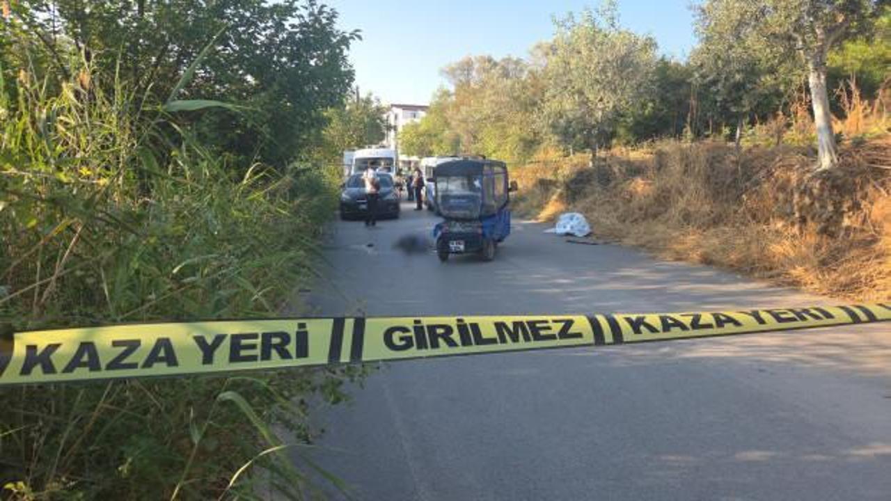 Yol ortasında duran 3 tekerlekli motosikletinde ölü bulundu