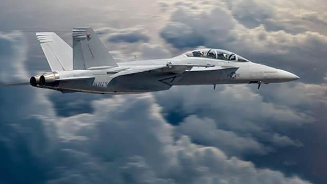 ABD&rsquo;ye ait savaş u&ccedil;ağı okyanusa d&uuml;şt&uuml;