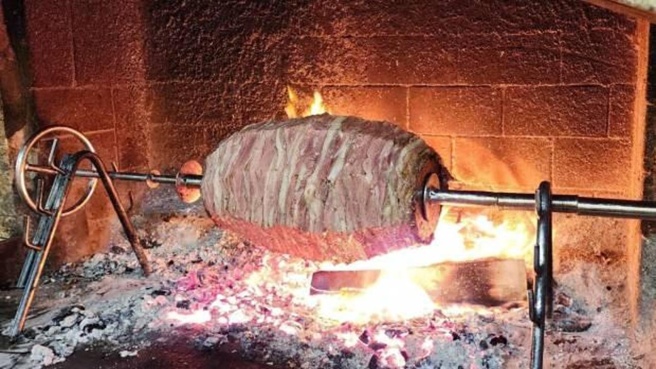 Ateşin üzerinde pişen asırlık lezzet: Erzurum cağ kebabı