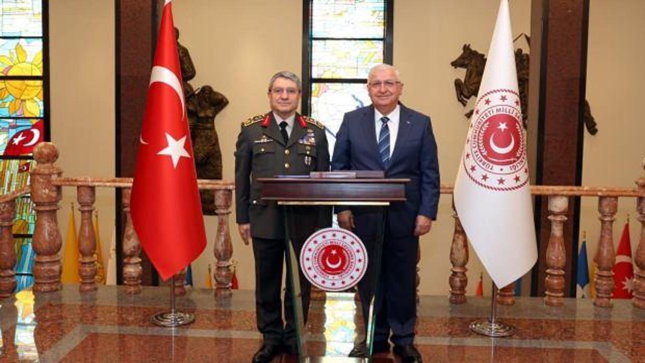 Bakan Güler, Orgeneral Bayraktaroğlu'nu kabul etti