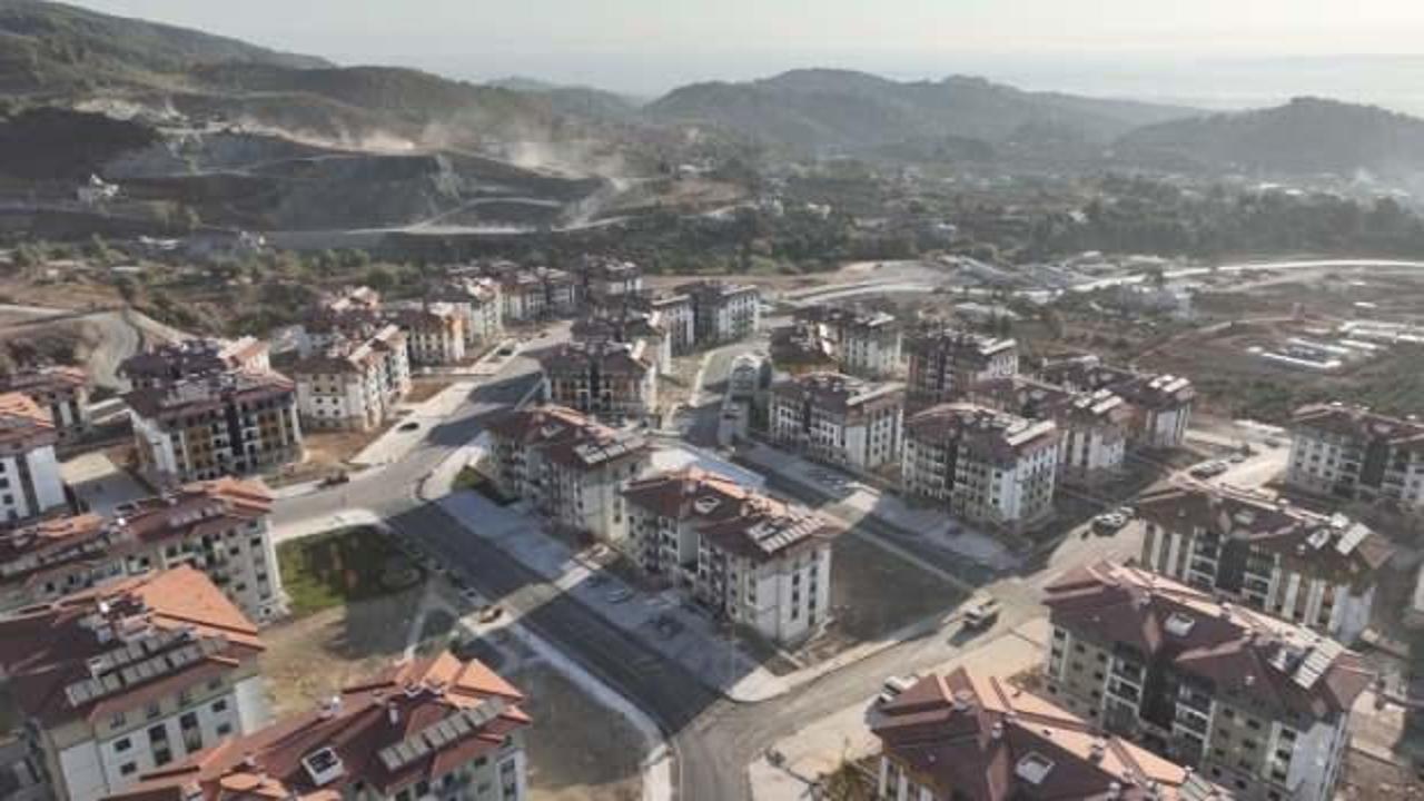 Bakan Uraloğlu, afet konutlarına erişimi sağlayacak yollar a&ccedil;ıklaması!