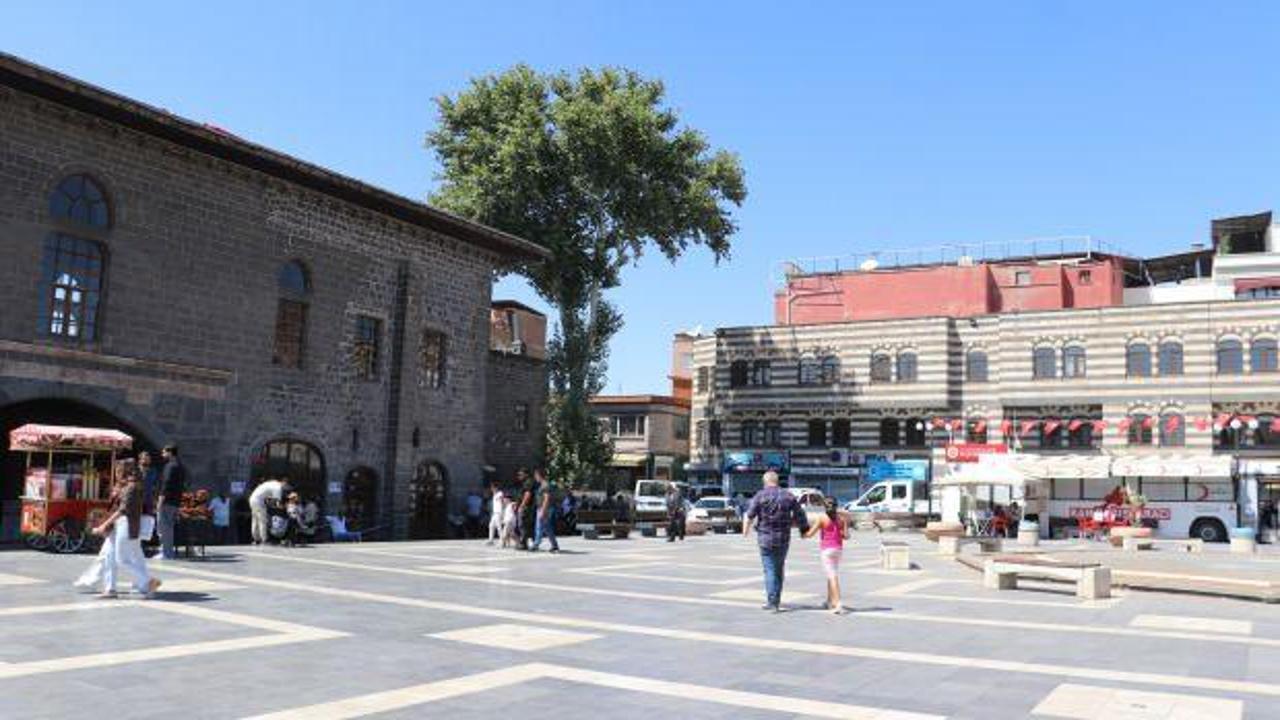 Bir ilde termometreler 48 dereceyi gösterdi, yollar boş kaldı!