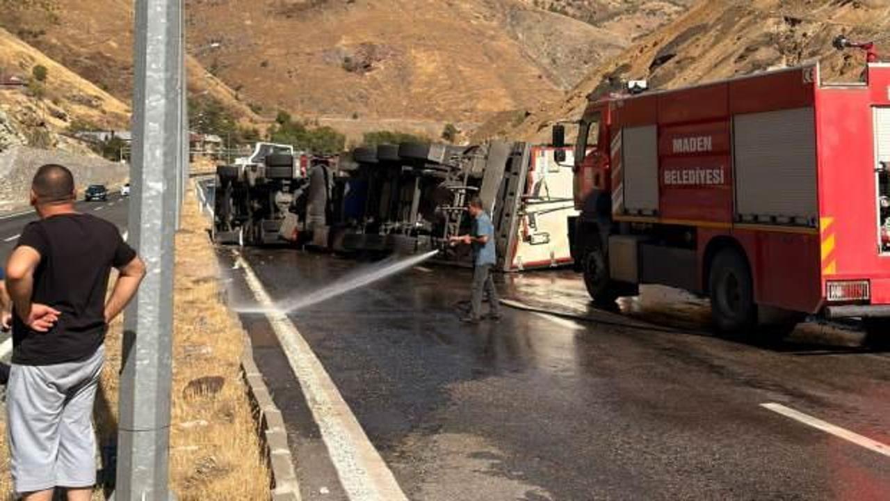 Elazığ’da tır devirdi: 1 yaralı