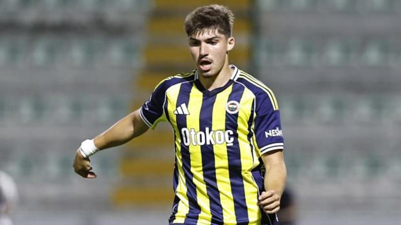 Fenerbah&ccedil;e'ye Yusuf Ak&ccedil;i&ccedil;ek i&ccedil;in piyango gibi teklif! Taraftar satılsın diyor