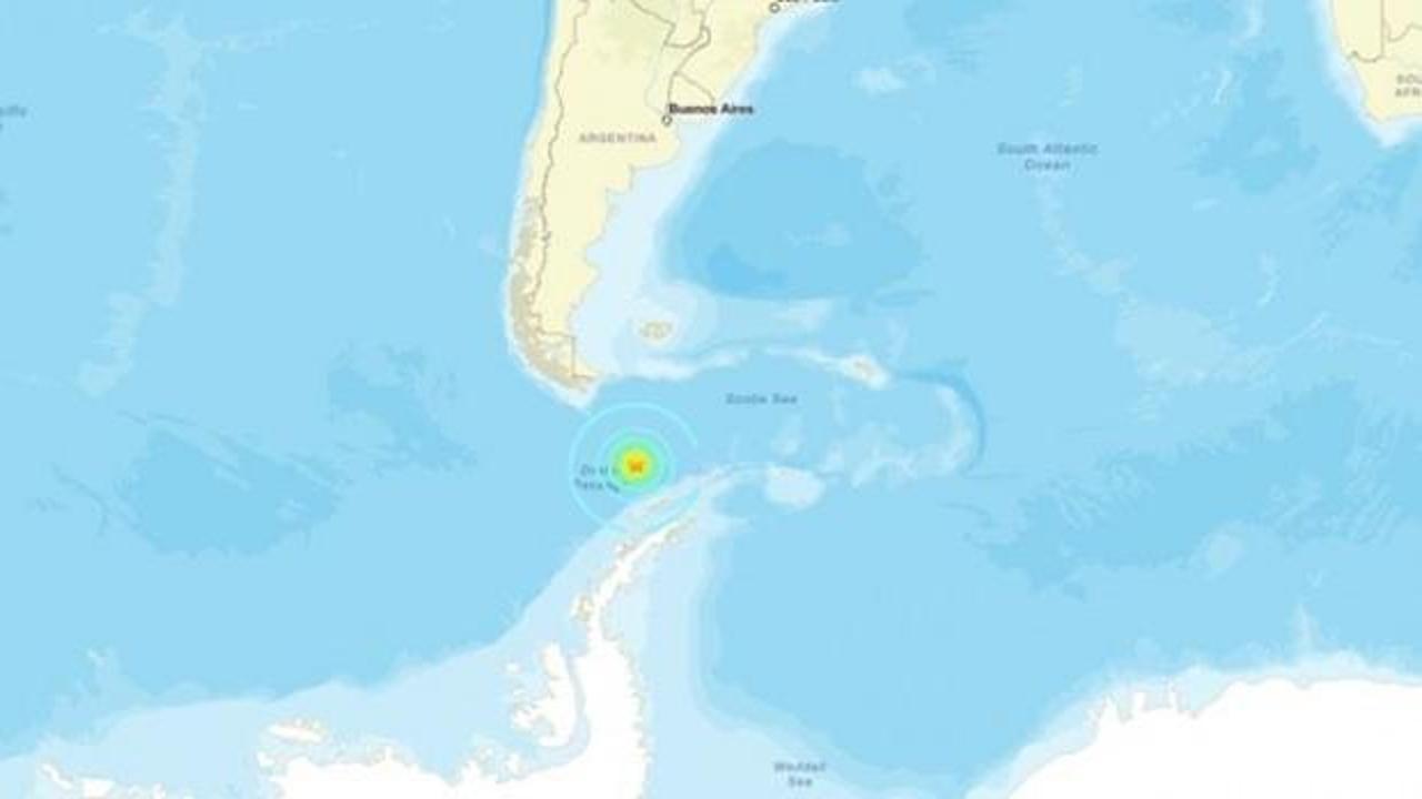 G&uuml;ney Amerika'da 7.5 b&uuml;y&uuml;kl&uuml;ğ&uuml;nde deprem: Tsunami uyarısı yapıldı