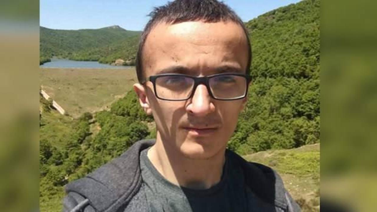 Korkunç ölüm! Başı kanepeye sıkışmış halde bulundu