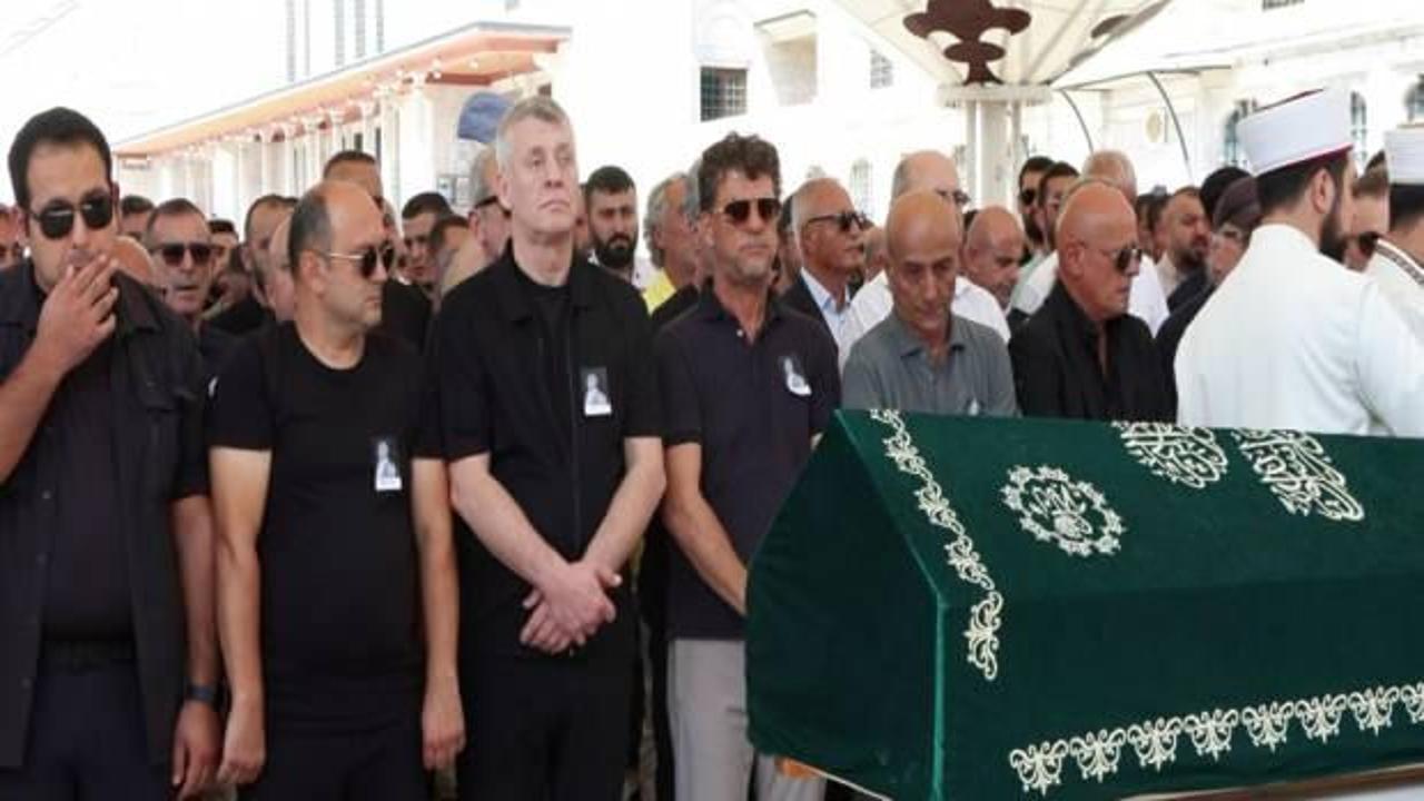 Metin Şentürk'ün kardeşi Bayram Şentürk toprağa verildi