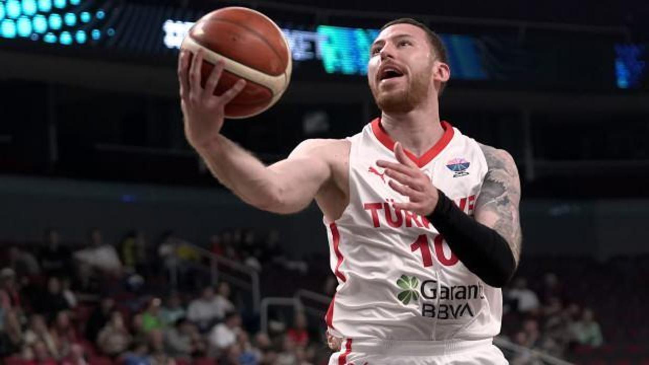 12 Dev Adam son 16'da! EuroBasket'te tarihi fark