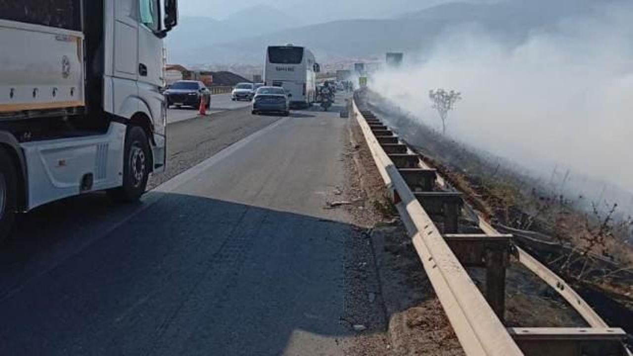 Gaziantep'te otoban kenarında yangın