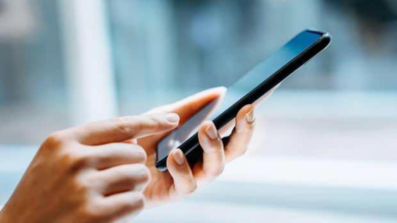 G&uuml;ney Kore sınıflarda cep telefonu kullanımını yasaklıyor