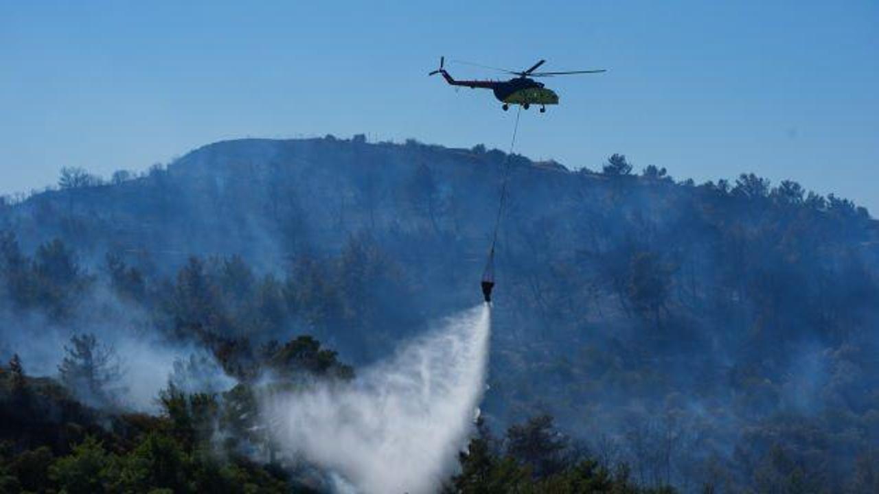 İzmir'deki orman yangınına m&uuml;dahale devam ediyor