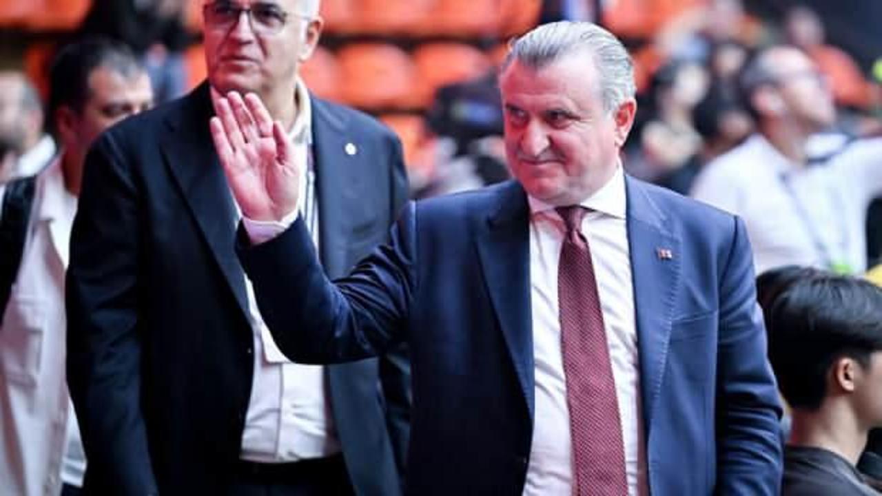 Bakan Bak'tan Filenin Sultanları'na tebrik mesajı!
