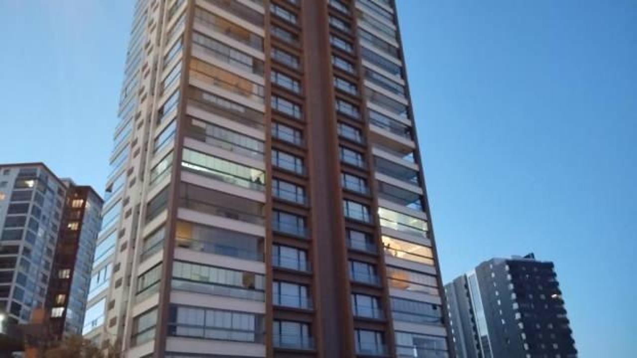 Boşanma aşamasındaki eşini çocuklarının yanında öldürdü