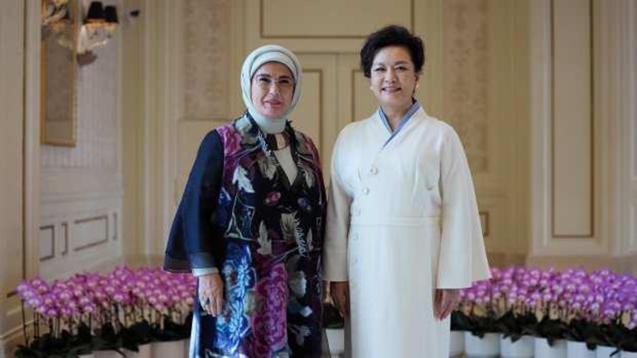 Emine Erdoğan, Çin'de liderlerin eşleri ile bir araya geldi