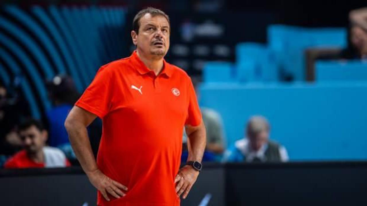 Ergin Ataman'dan FIBA'ya &ccedil;ok sert s&ouml;zler: Sabahın k&ouml;r&uuml;nde...