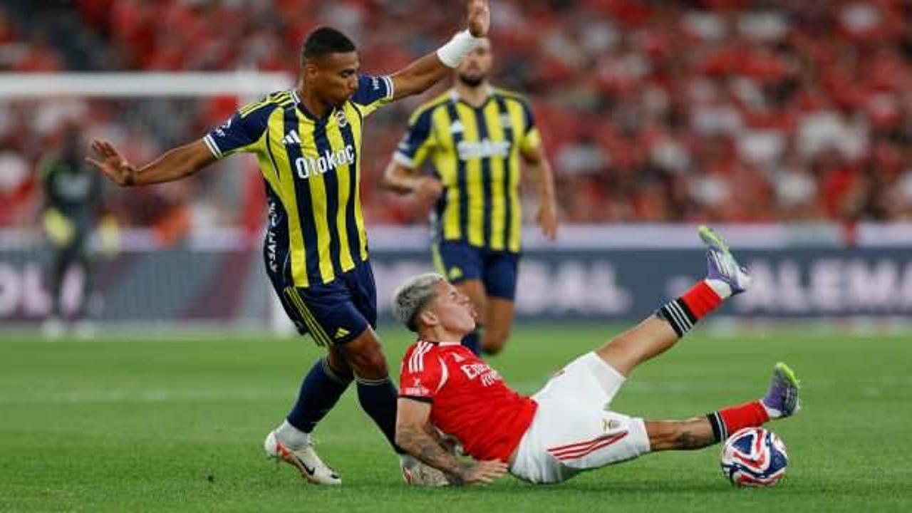 Fenerbahçeli futbolcunun transferini federasyon duyurdu