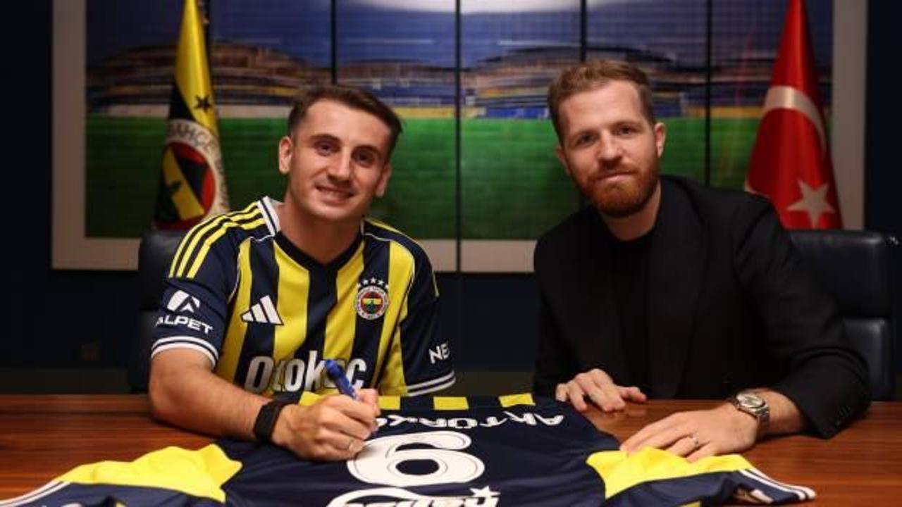 Kerem Akt&uuml;rkoğlu, Fenerbah&ccedil;e tarihine ge&ccedil;ti!