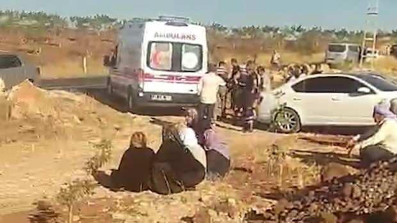 Otomobil şarampole devrildi: Ölü ve yaralılar var