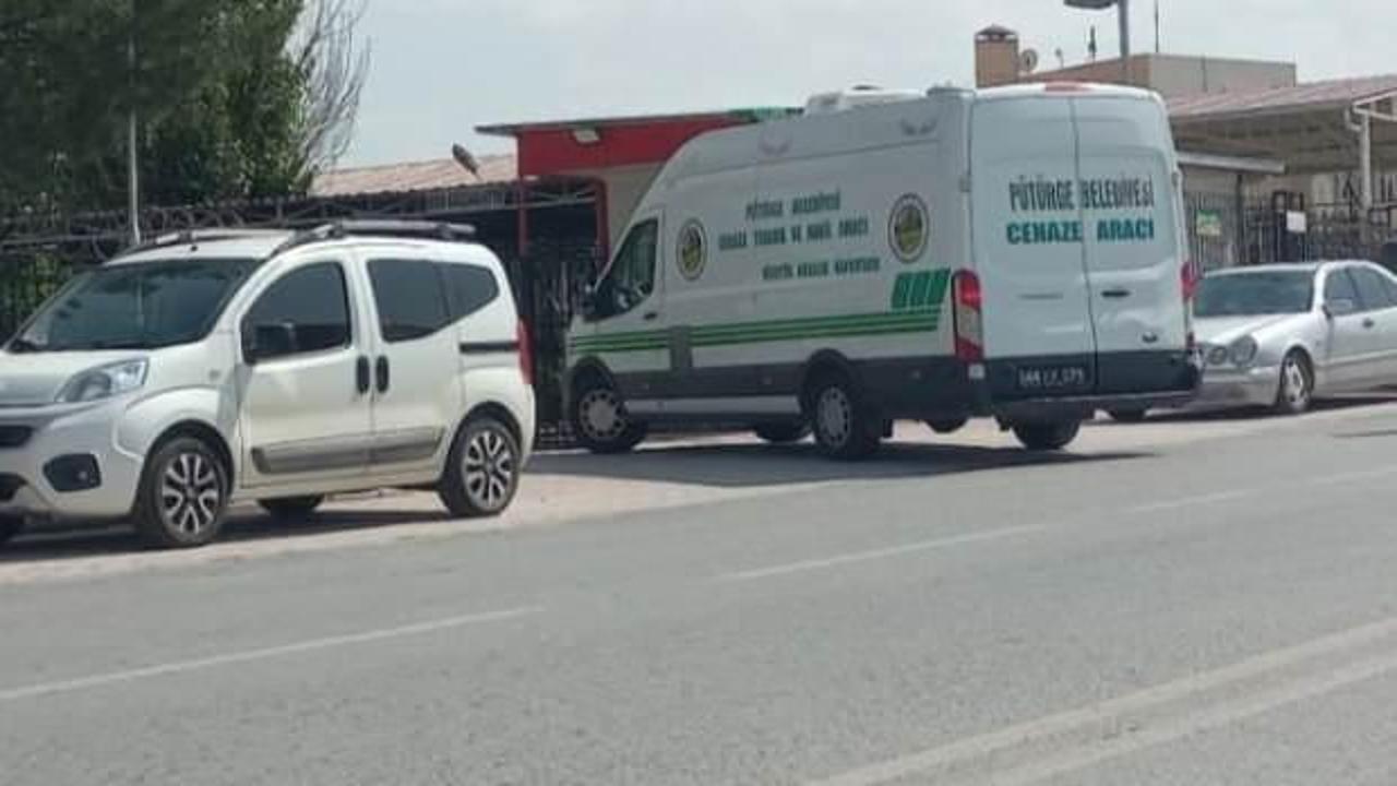 Tartıştığı arkadaşını bıçaklayıp öldürdü