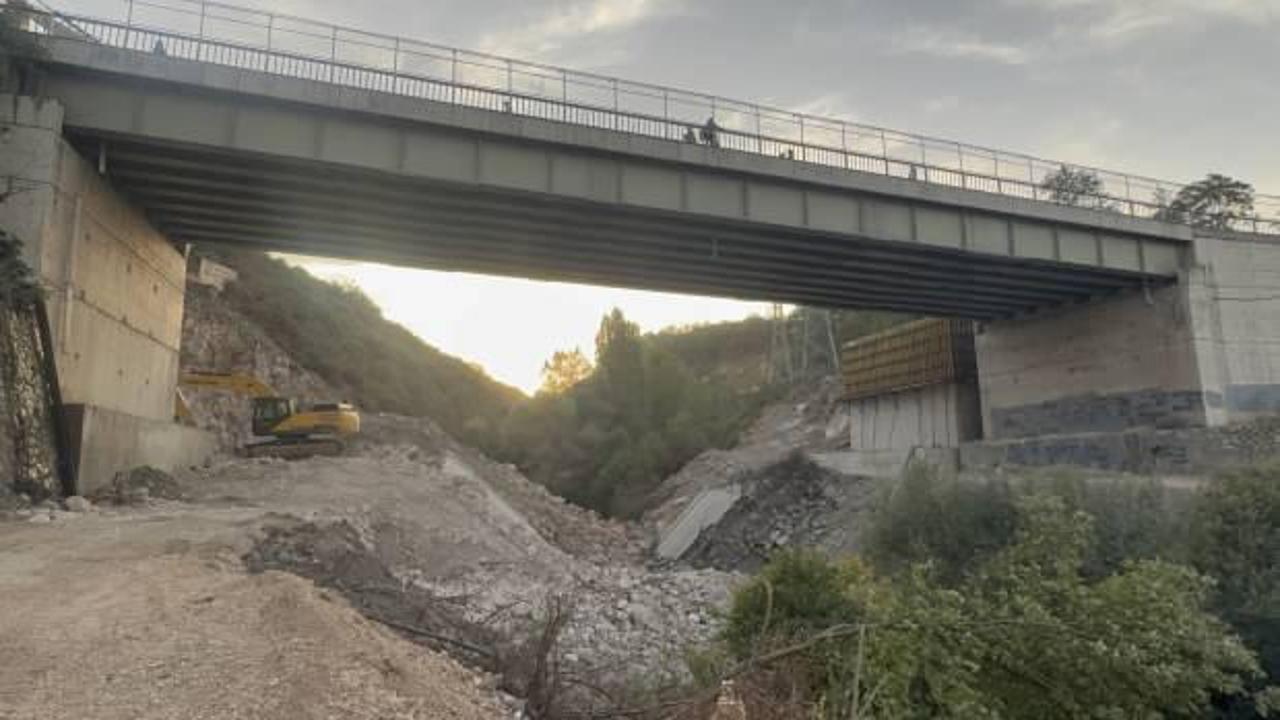 Bilecik'te Hamsu Köprüsü güvenlik sebebiyle trafiğe kapatıldı
